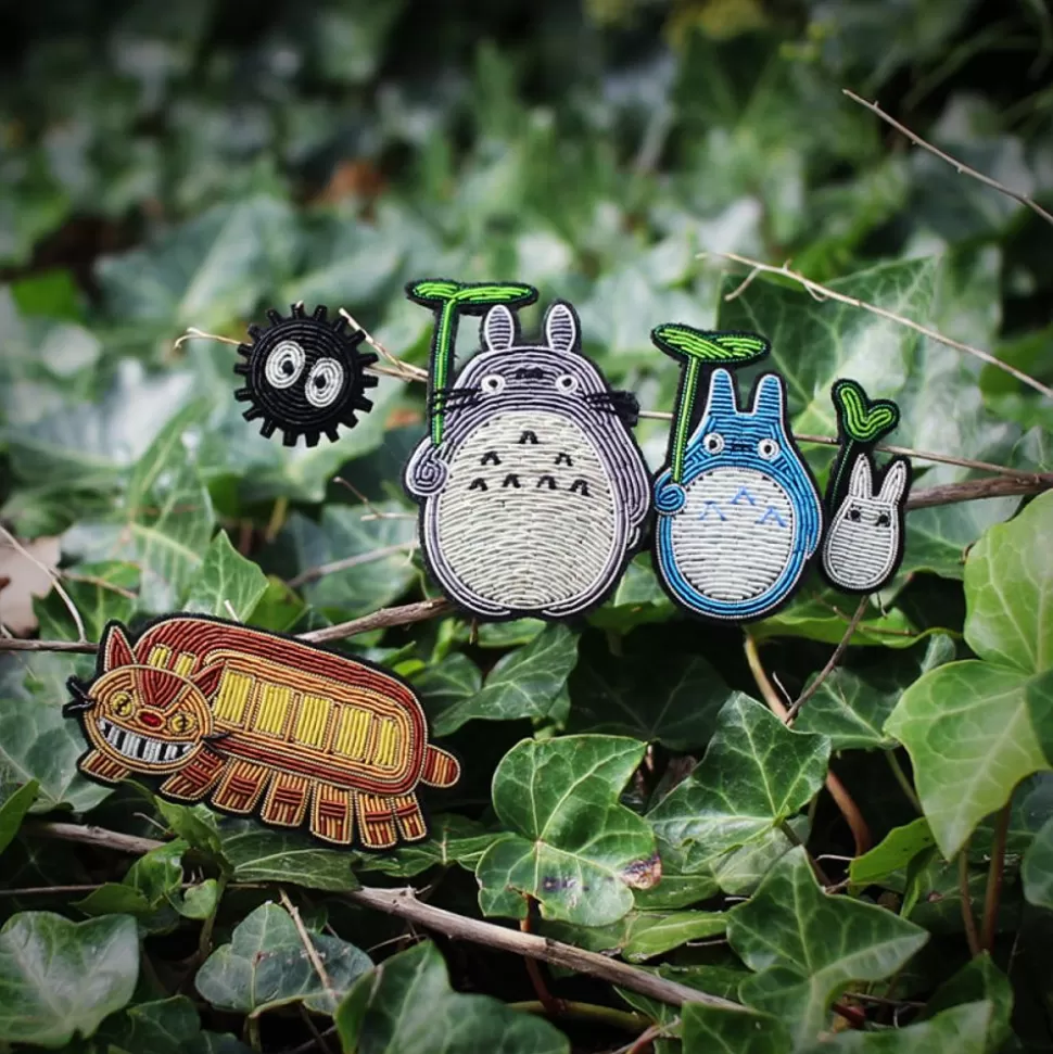 Maison Ghibli Embroidered Jewel Brooch Soot Sprite - My Neighbor Totoro- Pins