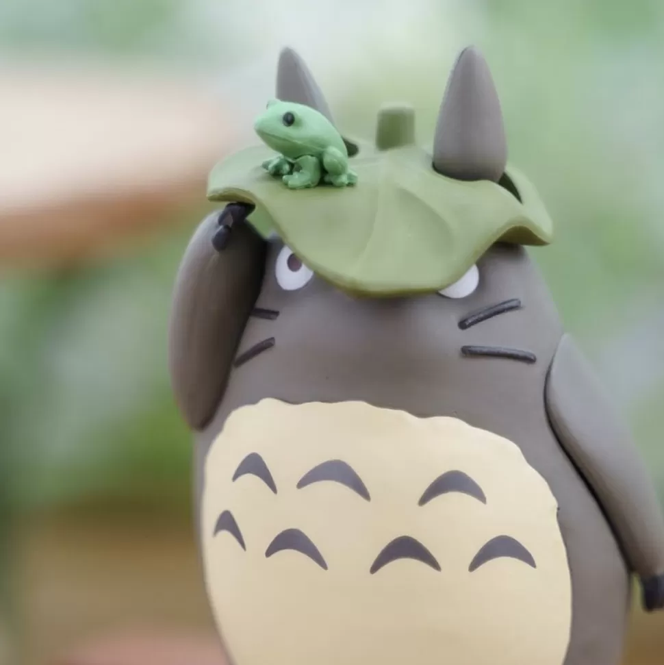 Maison Ghibli Kumukumu 3D Puzzle Big Totoro With Leaf - My Neighbor Totoro- Jigsaw Puzzle