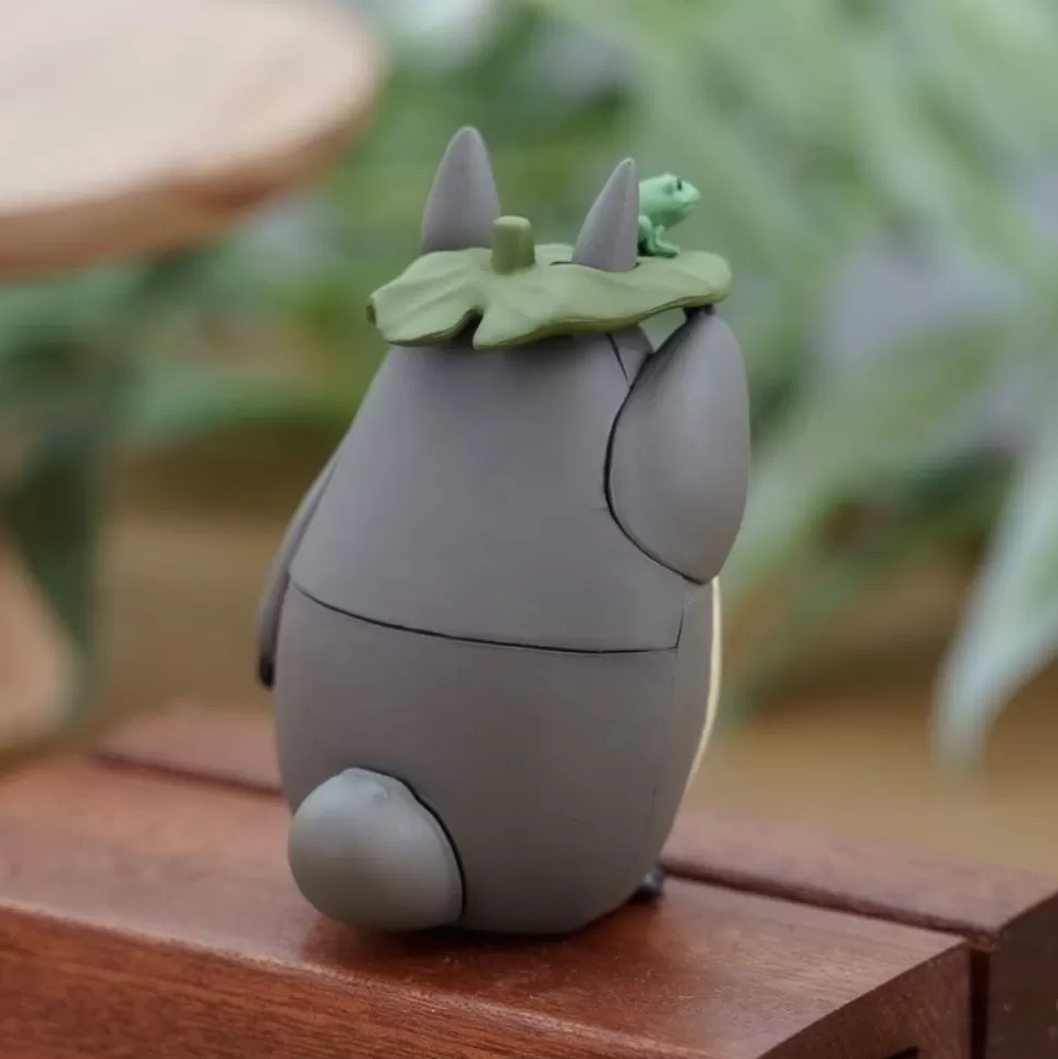 Maison Ghibli Kumukumu 3D Puzzle Big Totoro With Leaf - My Neighbor Totoro- Jigsaw Puzzle