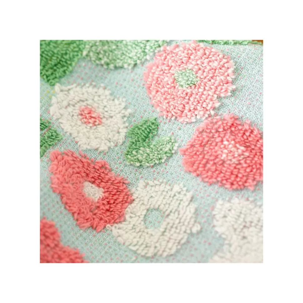 Maison Ghibli Large Bath Towel Totoro Flower Fields 60X120 Cm - My Neighbor Totoro- Household Linen