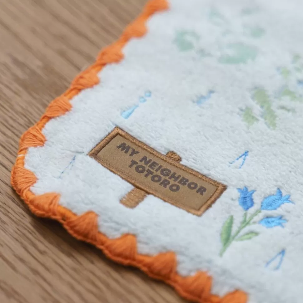 Maison Ghibli Mini Towel Under The Rain 25X25 Cm - My Neighbor Totoro- Household Linen