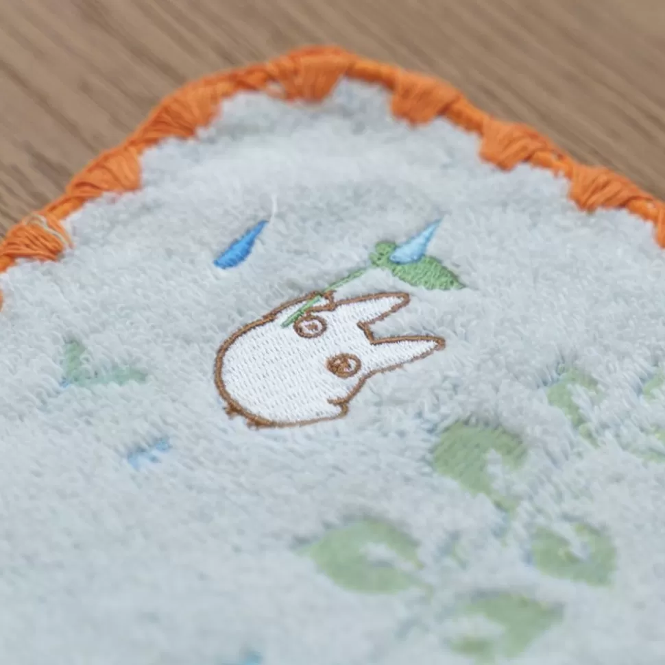 Maison Ghibli Mini Towel Under The Rain 25X25 Cm - My Neighbor Totoro- Household Linen