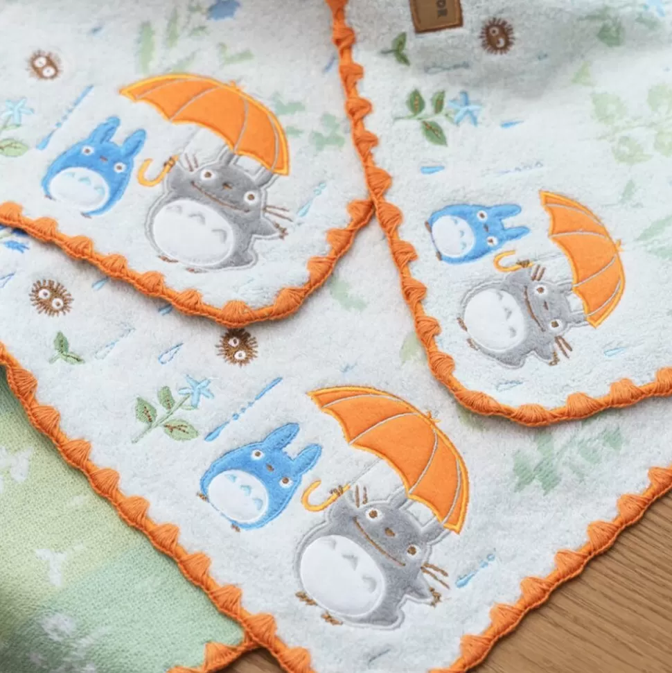 Maison Ghibli Mini Towel Under The Rain 25X25 Cm - My Neighbor Totoro- Household Linen