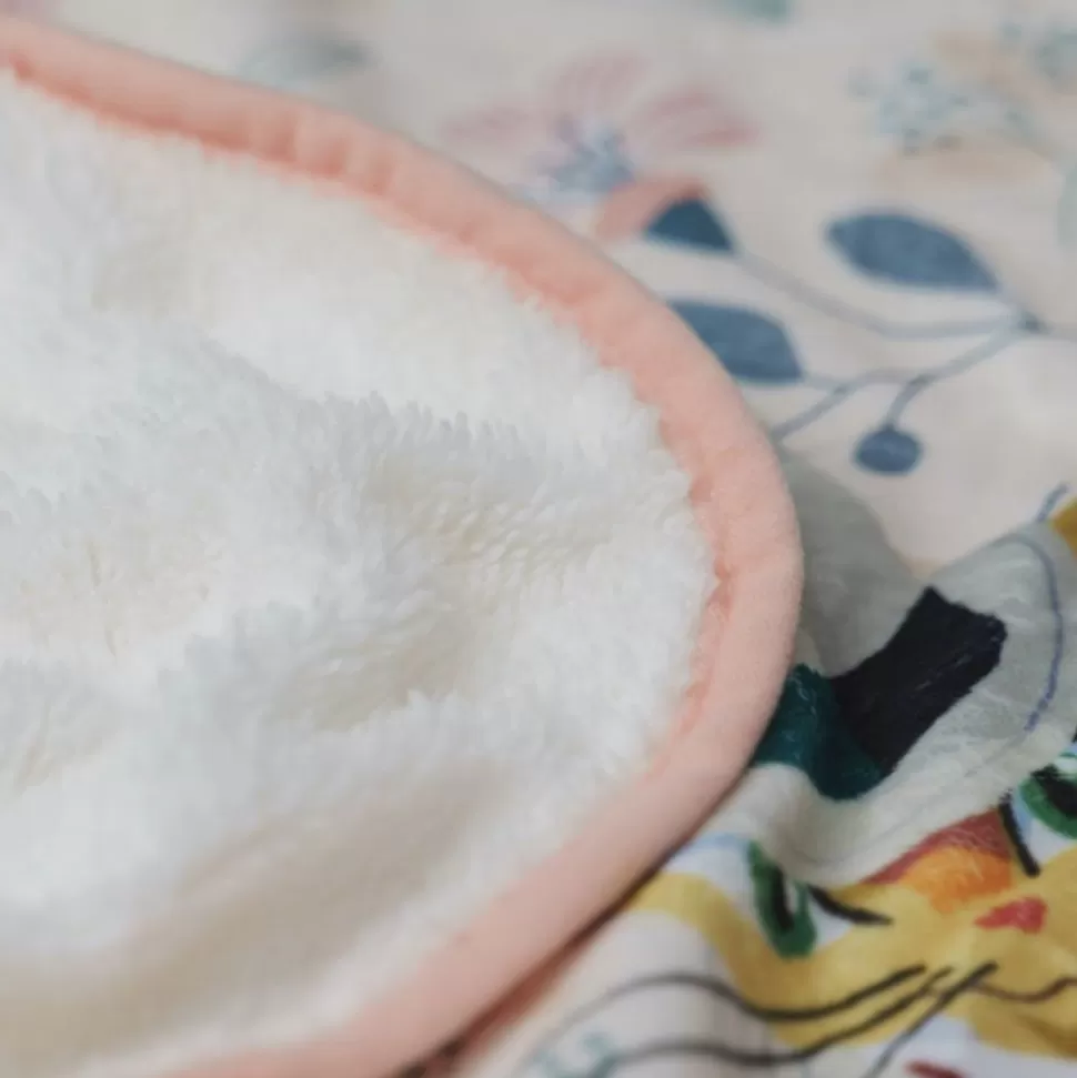 Maison Ghibli Muta Rolled Blanket - Cat Returns- Household Linen