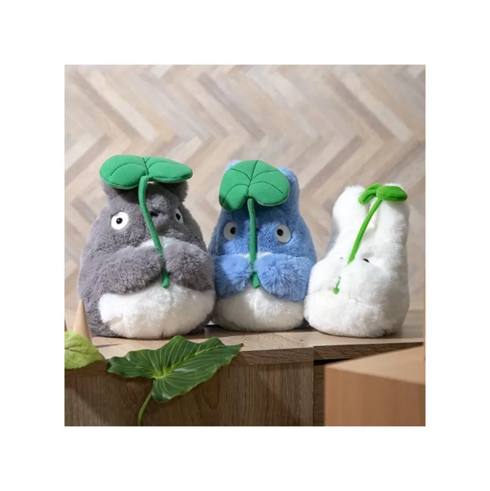 Maison Ghibli Nakayoshi Plush Medium Totoro With Leaf - My Neighbor Totoro- Nakayoshi Plush