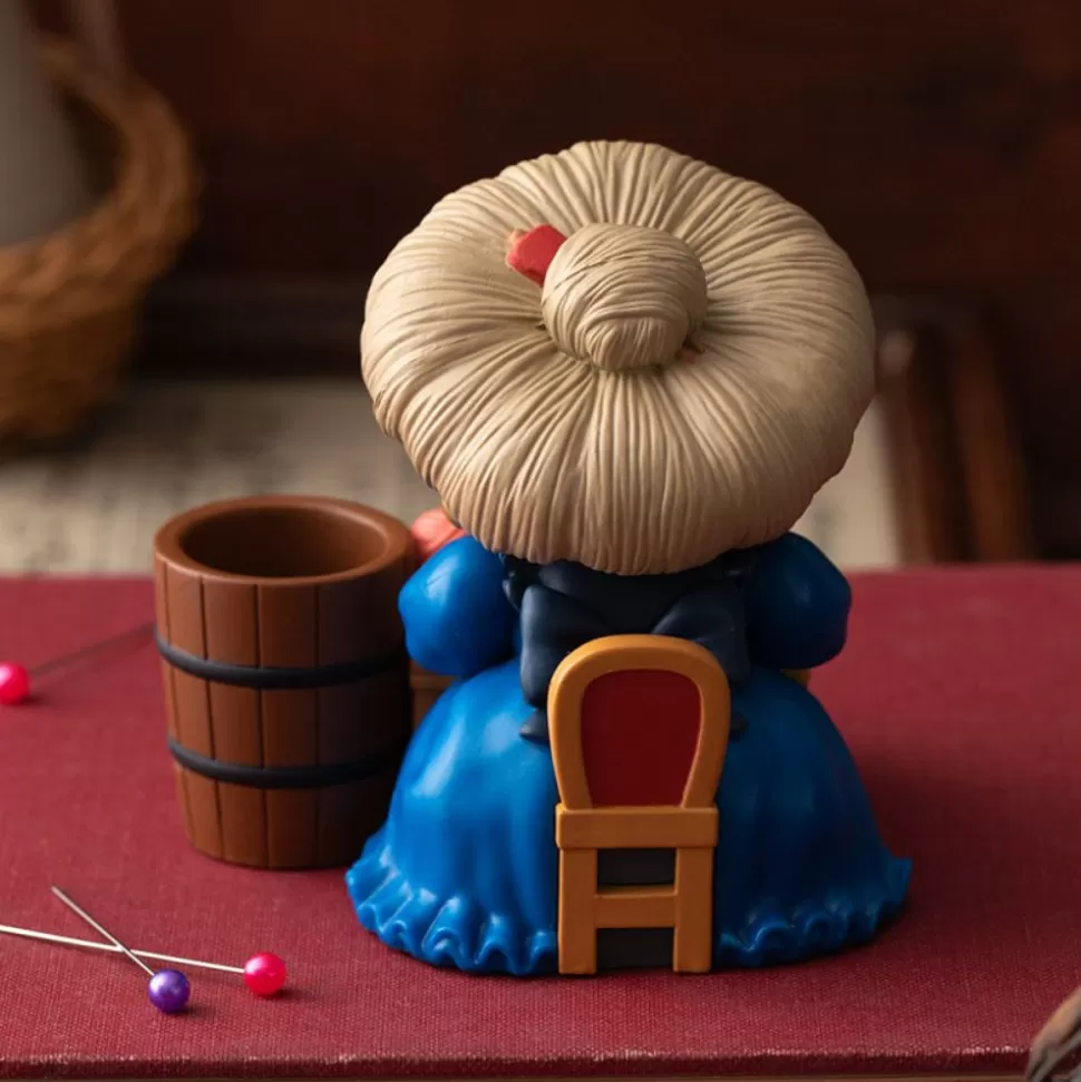 Maison Ghibli Pencil Holder Figurine Yubaba Knitting - Spirited Away- Jewellery Boxes