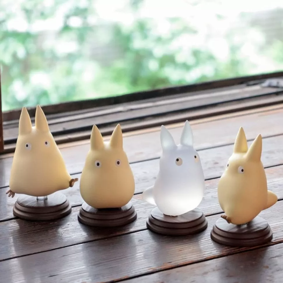 Maison Ghibli Small Totoro Running Pocket Statue - My Neighbor Totoro- Statues