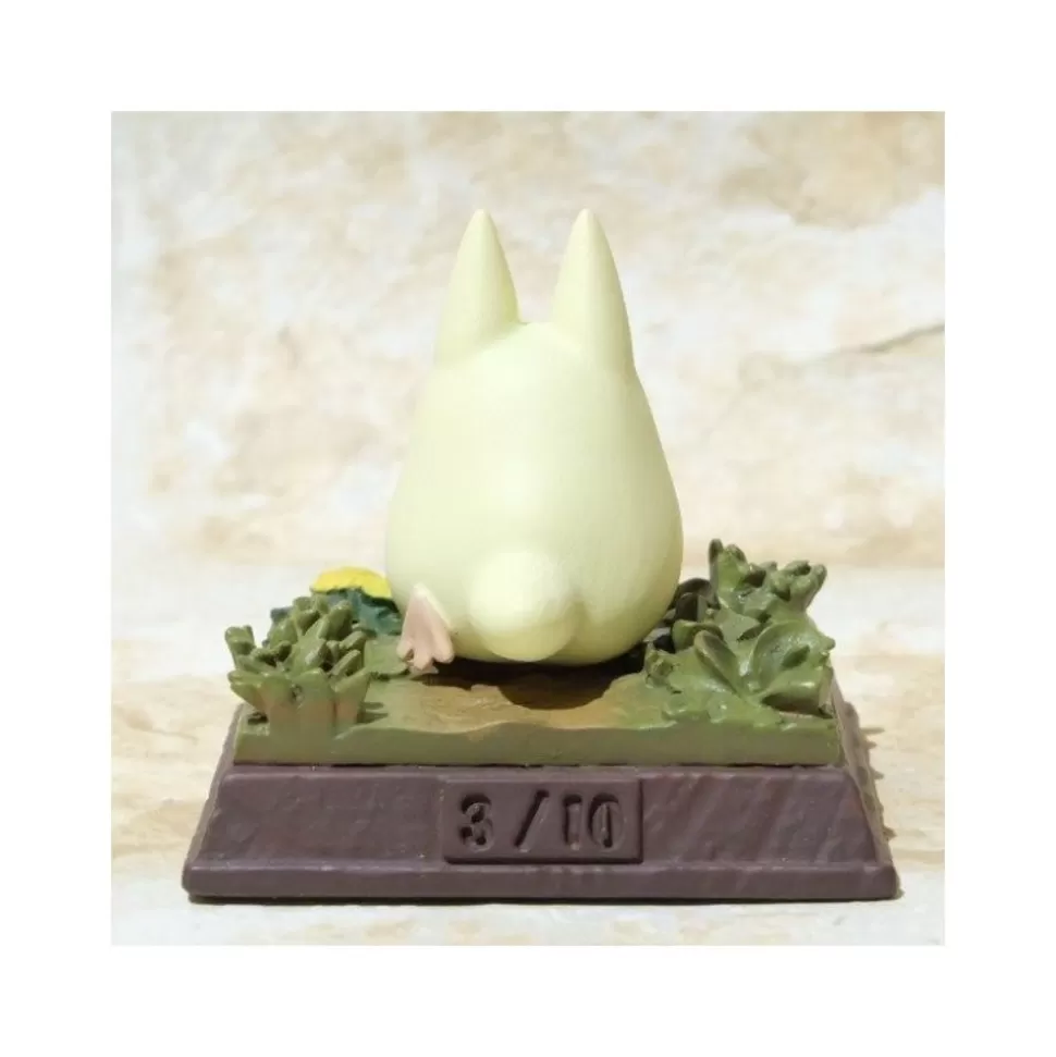 Maison Ghibli Stop Motion Collection Totoro Fast Walk Small Totoro Pose 3 - My Neighbor Totoro- Statues