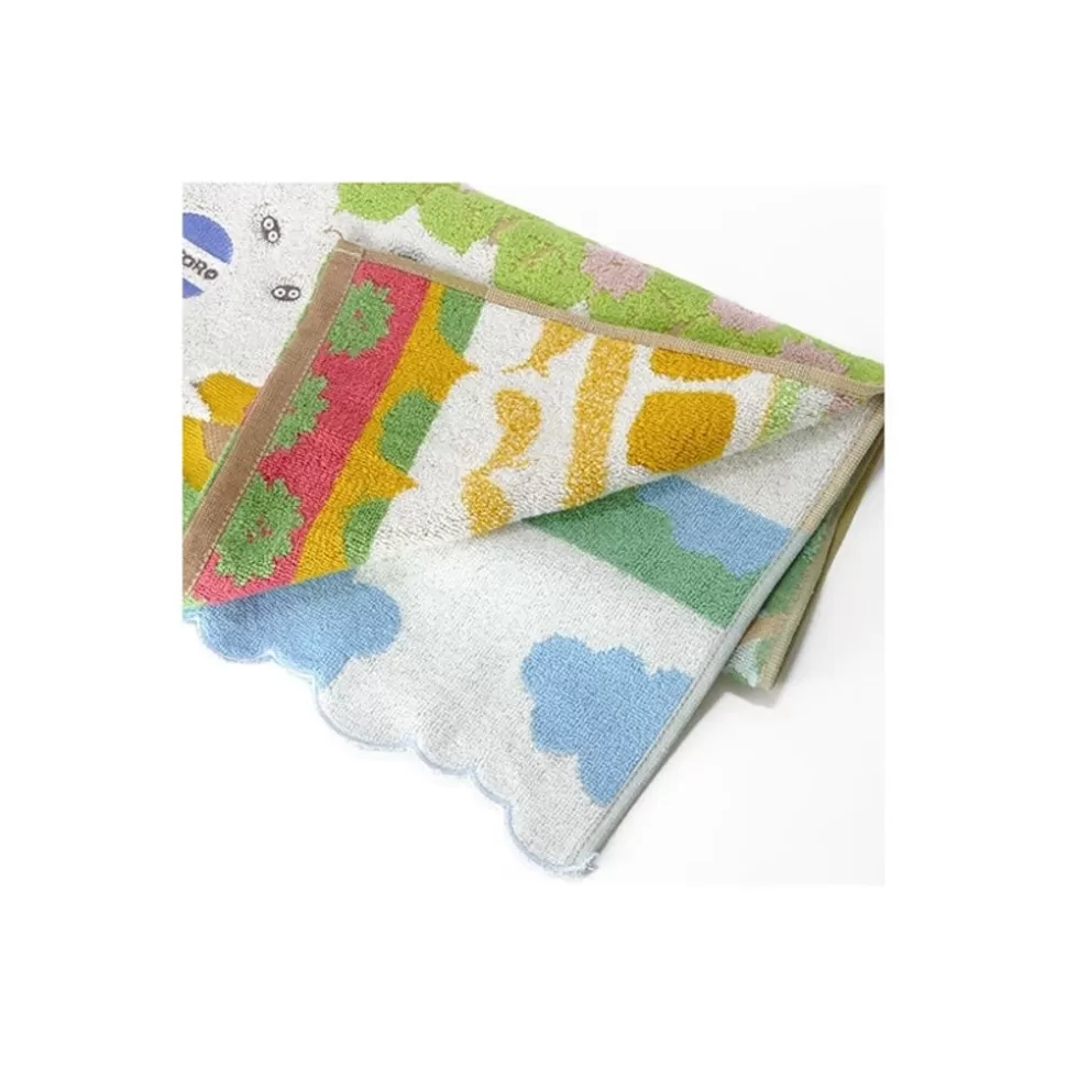 Maison Ghibli Towel Catbus On It'S Way 34X80 Cm - My Neighbor Totoro- Household Linen