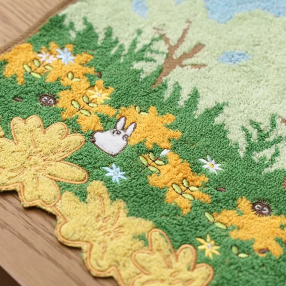 Maison Ghibli Towel Medium & Small Totoro Racing 34X80 Cm - My Neighbor Totoro- Household Linen