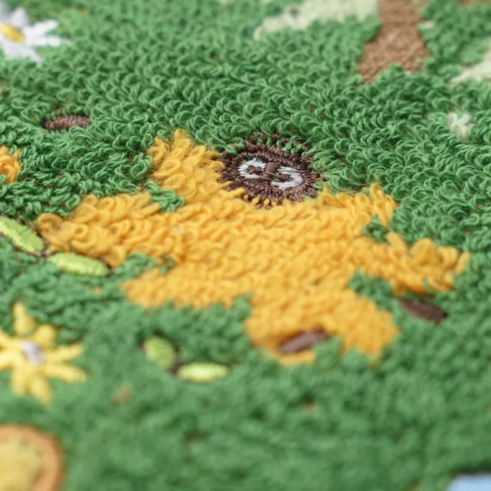 Maison Ghibli Towel Medium & Small Totoro Racing 34X80 Cm - My Neighbor Totoro- Household Linen
